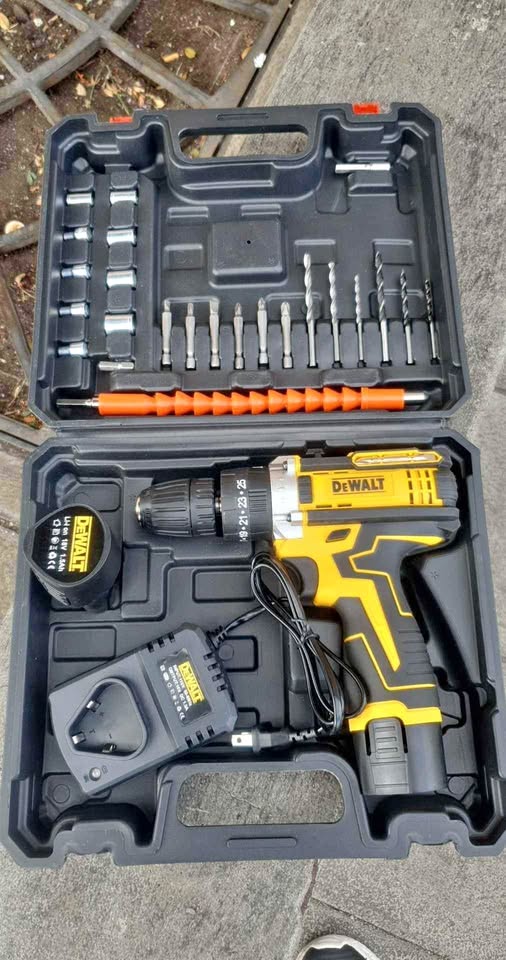 TALADRO ATORNILLADOR Y PERCUTOR 18V DeWALT